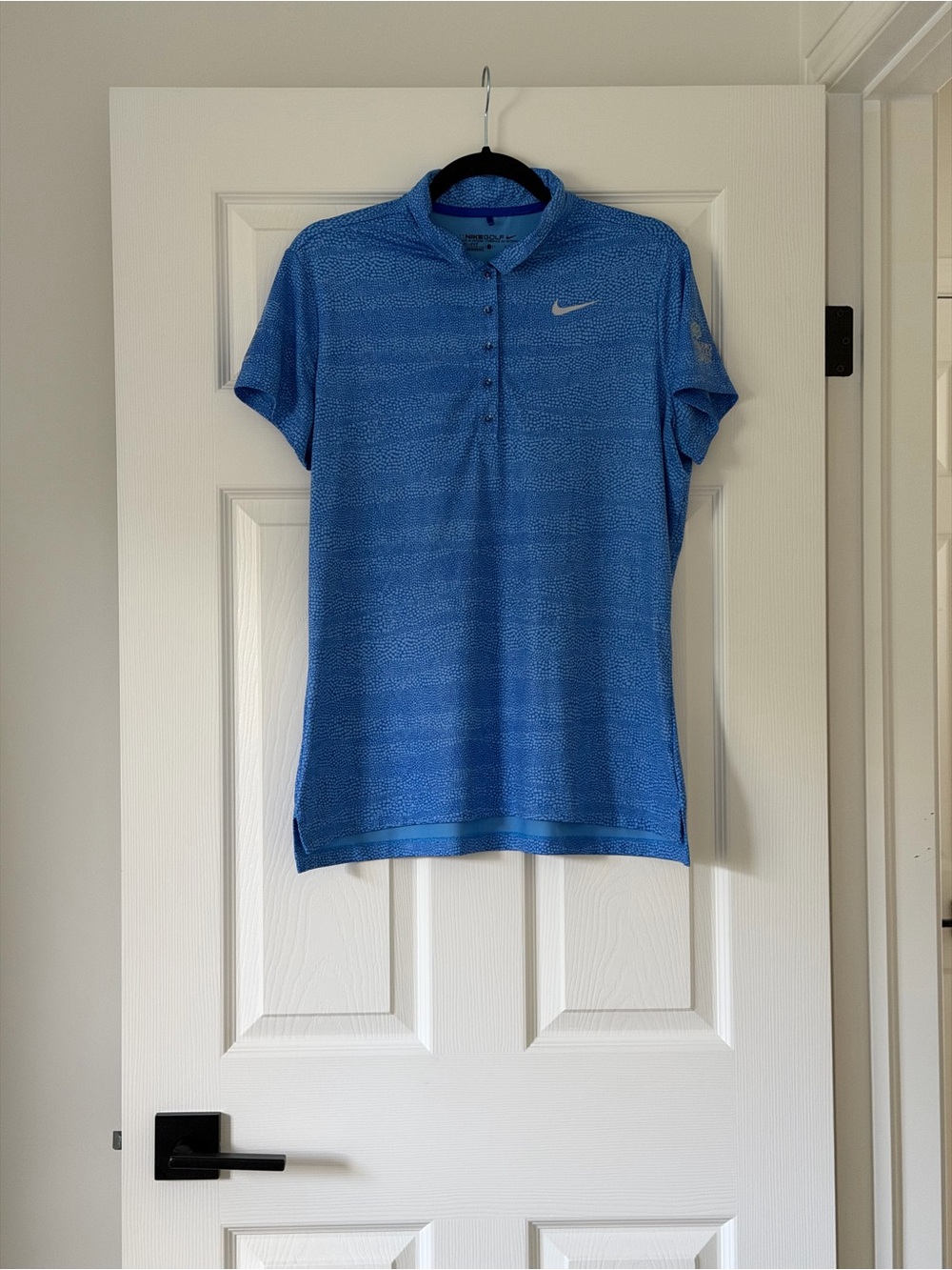 Nike | Women’s Golf Shirt in Blue (Valero Texas Open)
